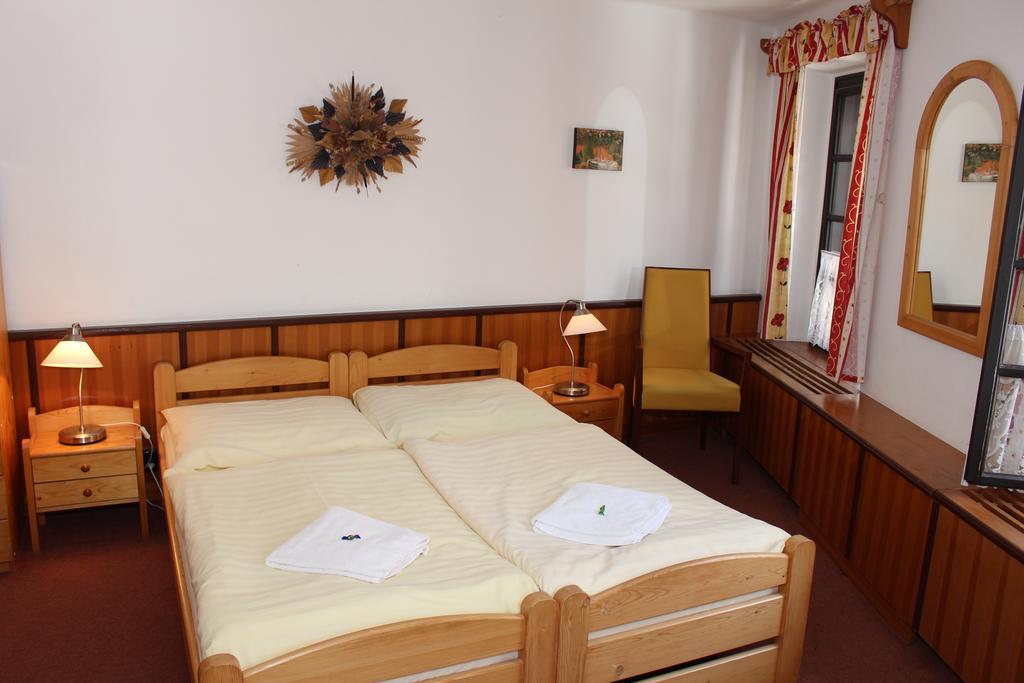Penzion Kasper Cyklopenzion Jindřichŭv Hradec Phòng bức ảnh
